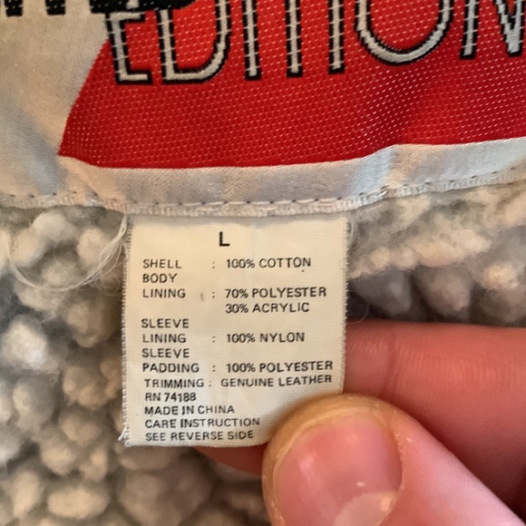 Vintage 90’s Acid Washed Sherpa Lined Denim Jacket - Picture 6 of 7